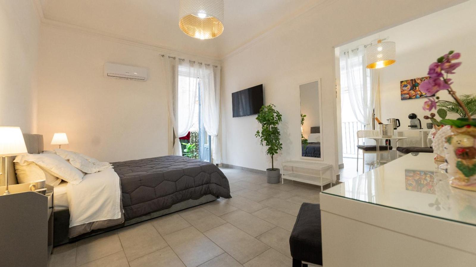 Duomo Luxury Suite คาตาเนีย ภายนอก รูปภาพ