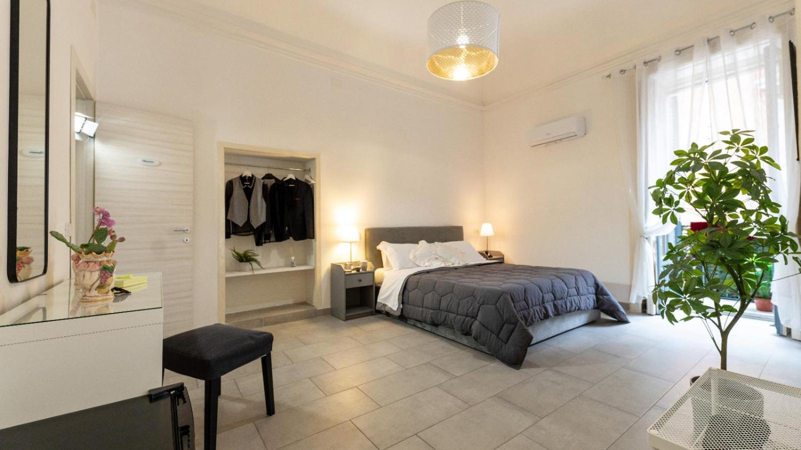 Duomo Luxury Suite คาตาเนีย ภายนอก รูปภาพ