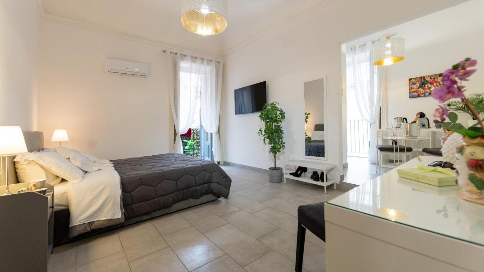 Duomo Luxury Suite คาตาเนีย ภายนอก รูปภาพ