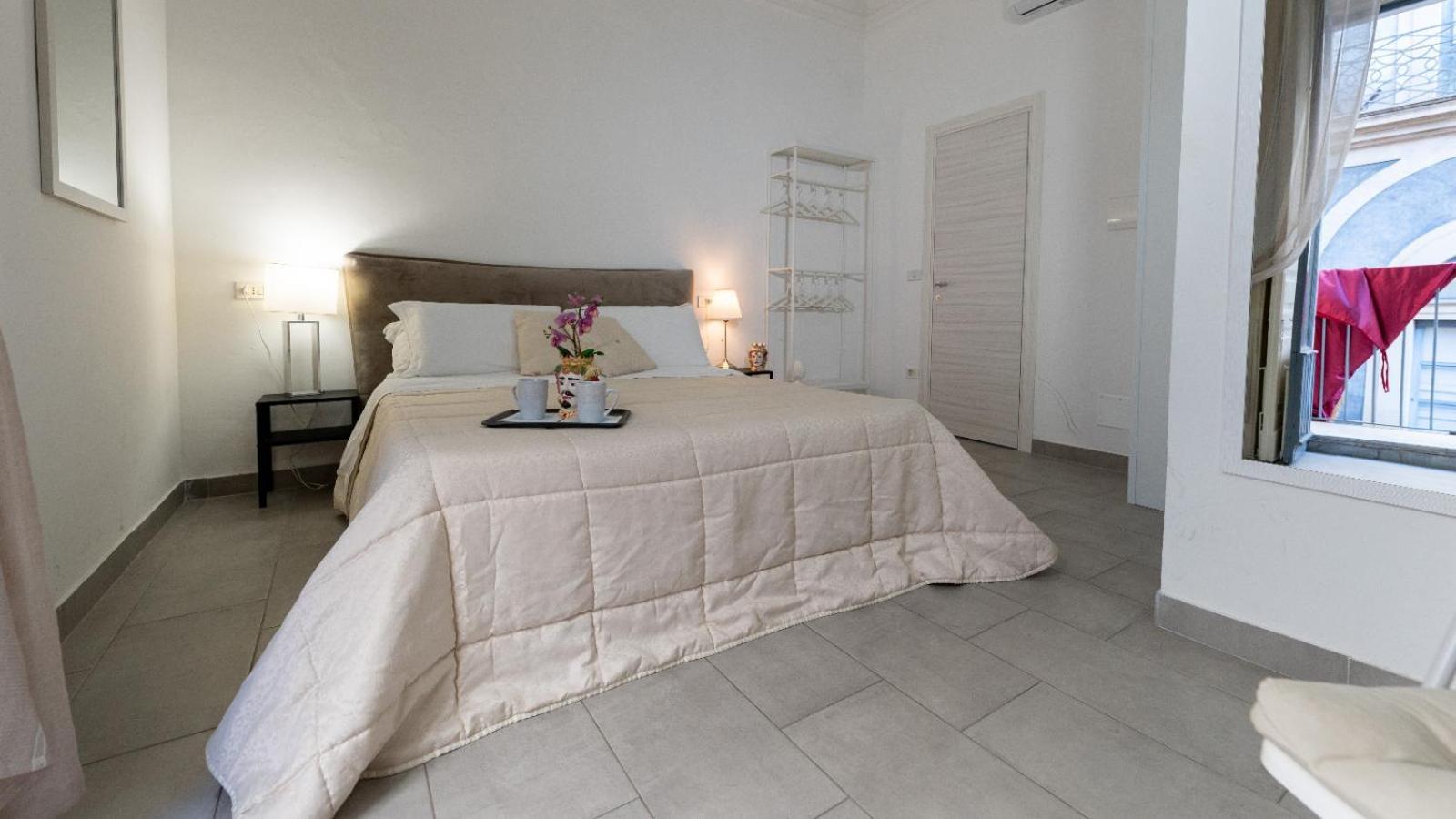 Duomo Luxury Suite คาตาเนีย ภายนอก รูปภาพ