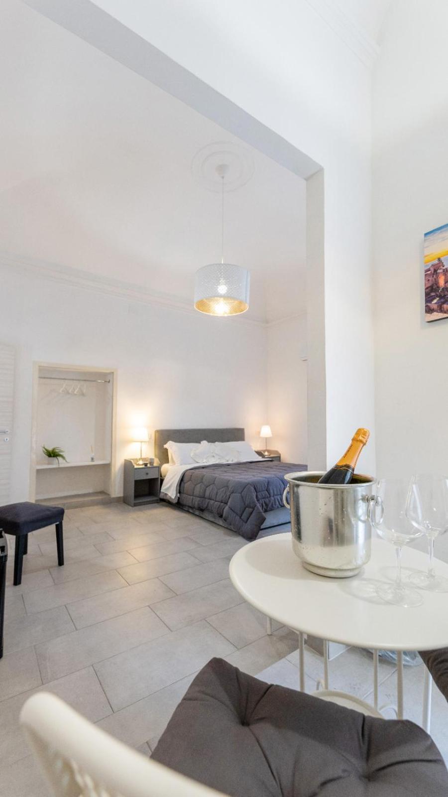 Duomo Luxury Suite คาตาเนีย ภายนอก รูปภาพ