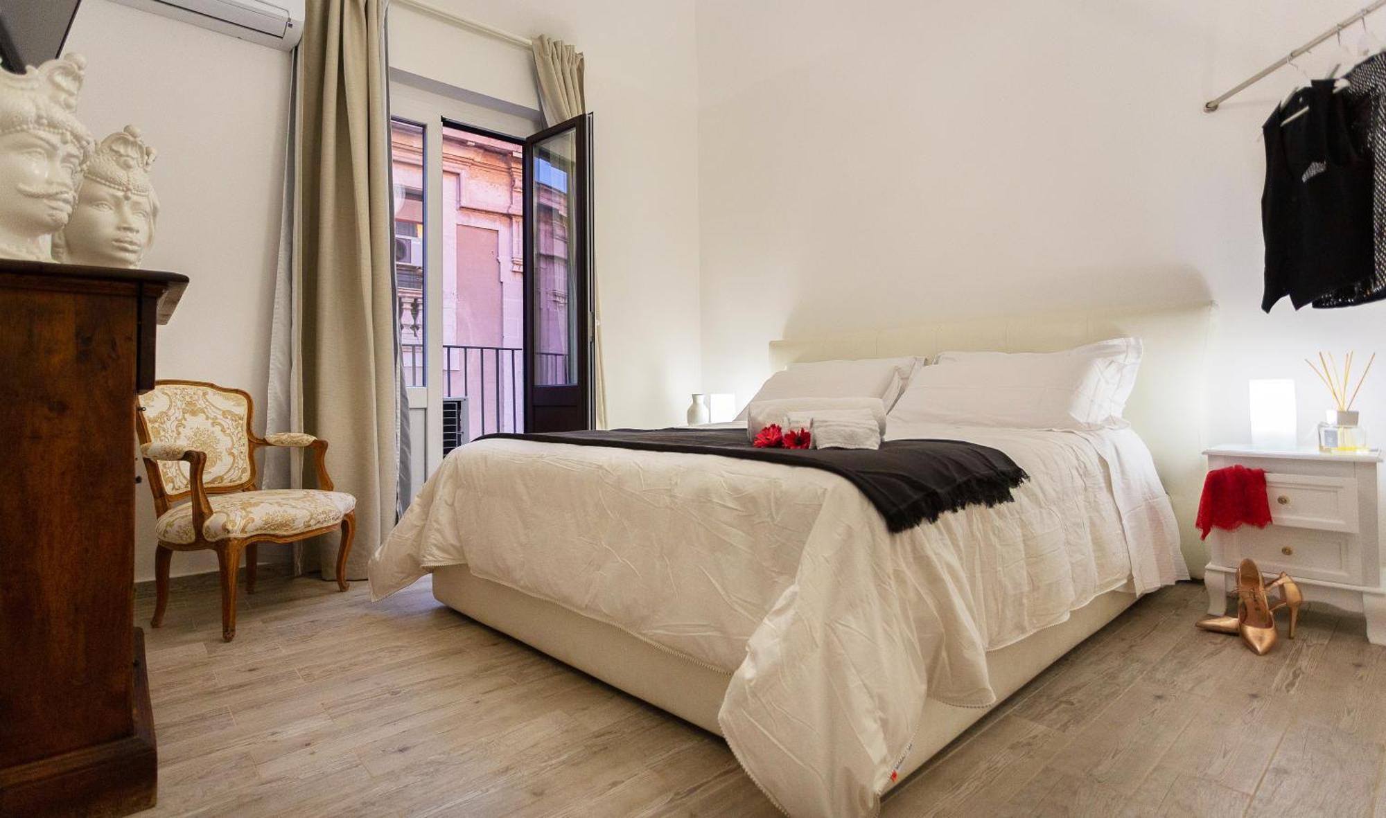 Duomo Luxury Suite คาตาเนีย ภายนอก รูปภาพ